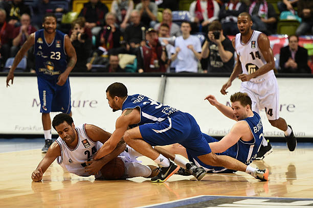 高压逼抢的 高压逼抢的