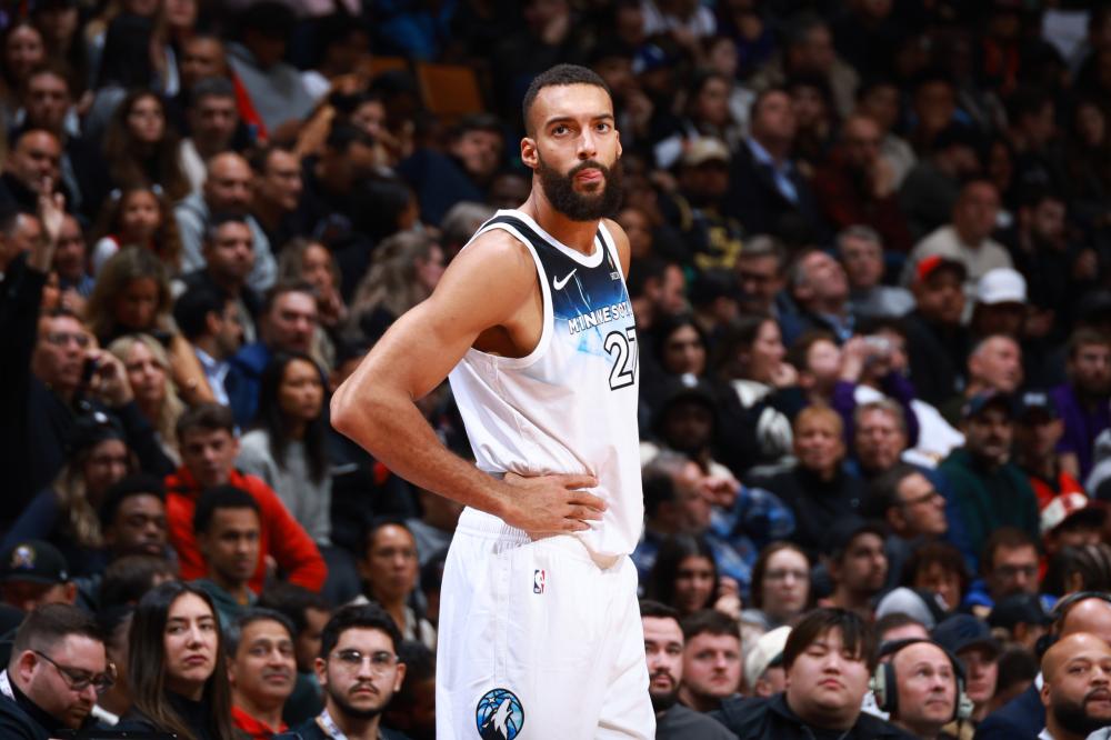 在首个赛季 在首个赛季