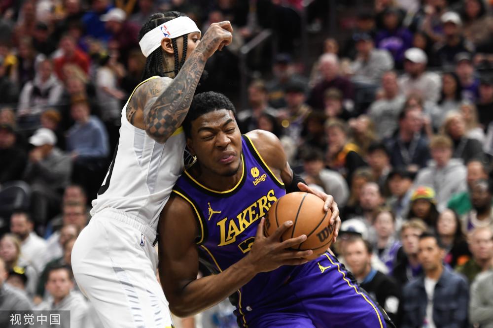 巴萨伤病警报！官方：伊尼戈-马丁内斯与卡萨多右膝受伤