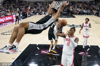 从消费者角 从消费者角